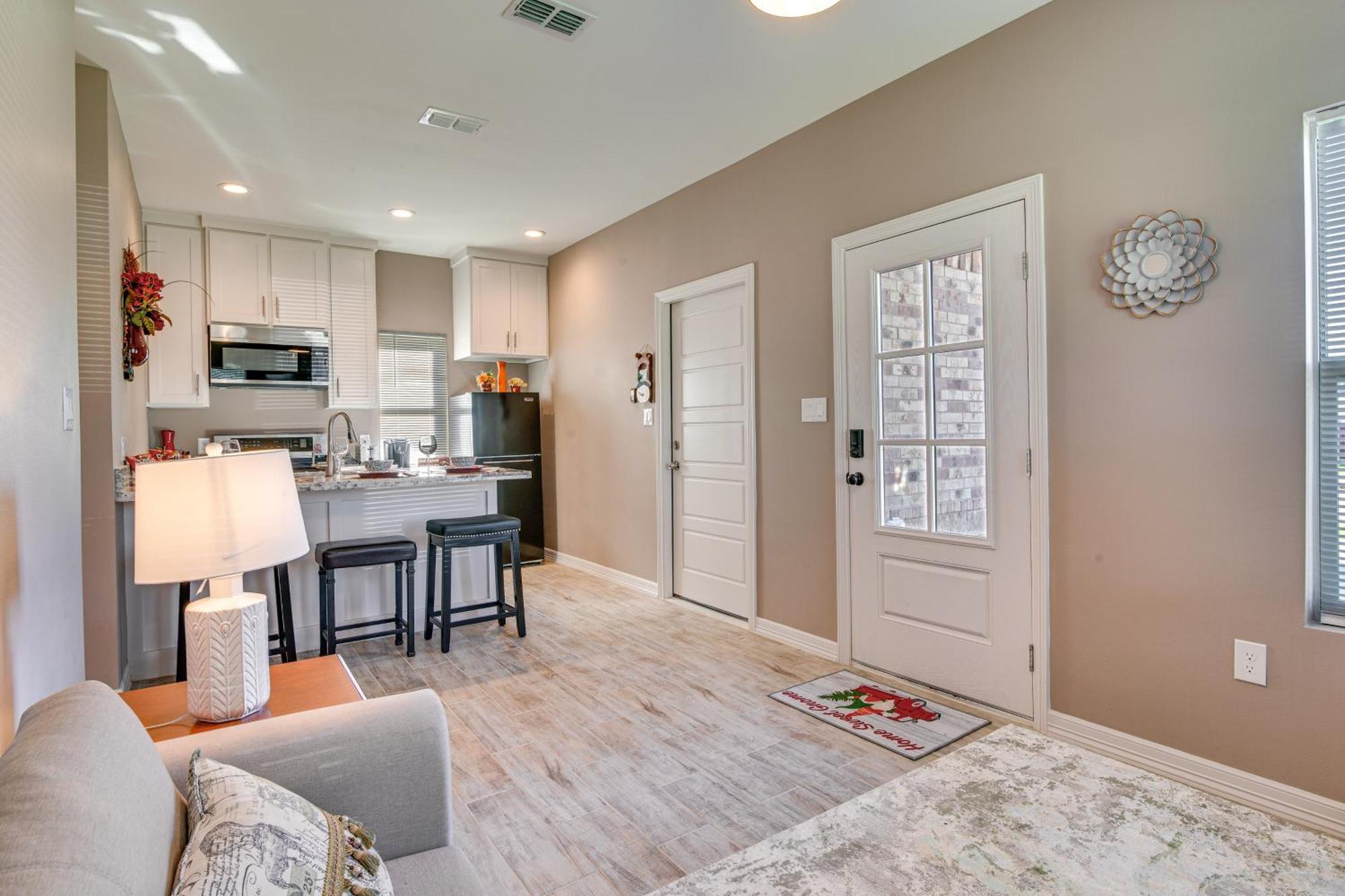 Pet-Friendly Brownsville Apartment With Yard! Экстерьер фото