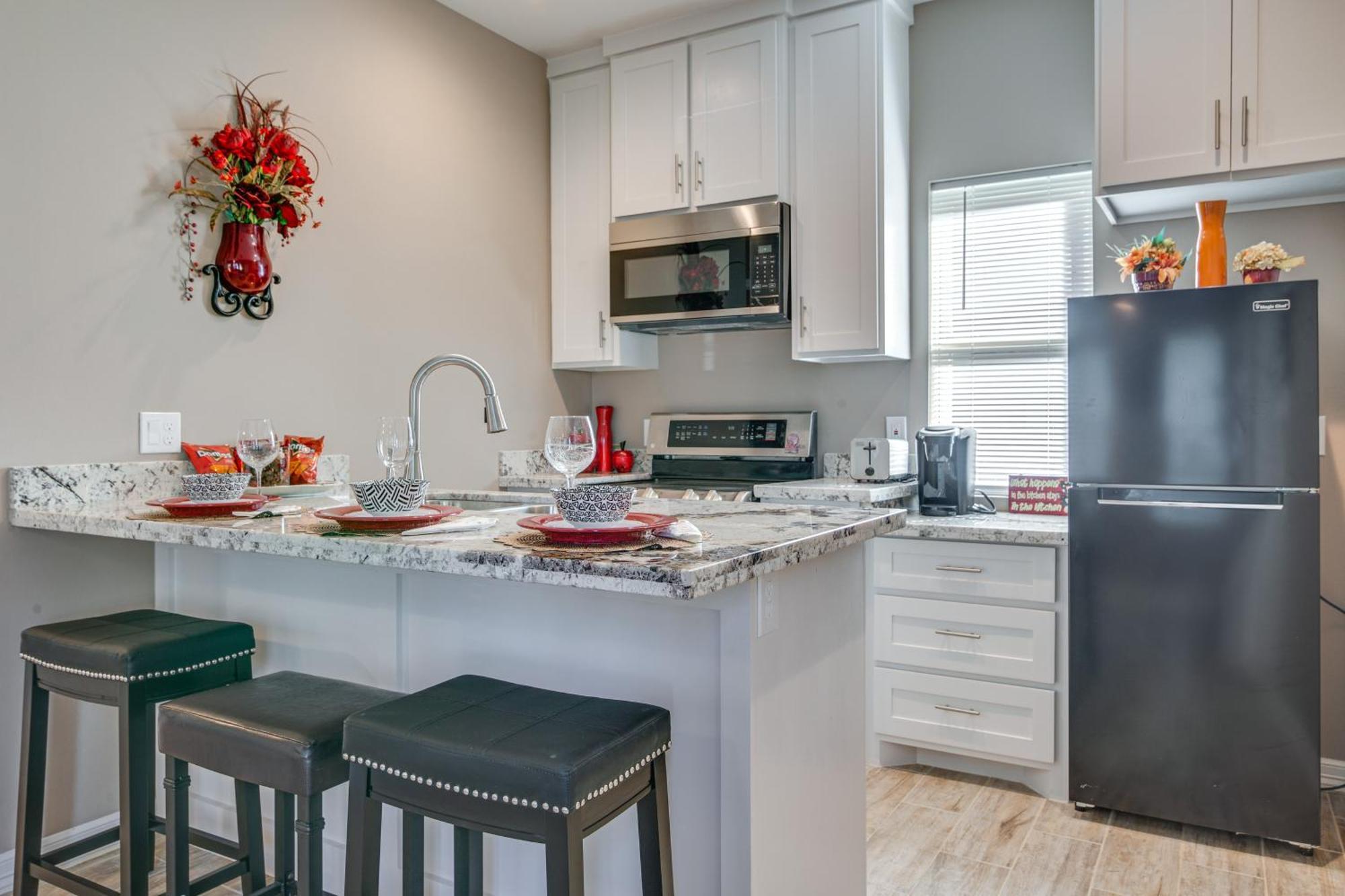 Pet-Friendly Brownsville Apartment With Yard! Экстерьер фото